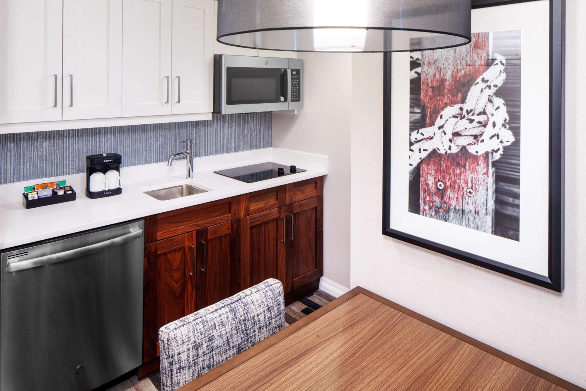 Homewood Suites By Hilton Boston Seaport District Exterior photo
